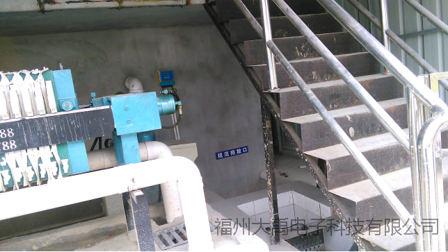 說(shuō)明: http://image0.chunsuns.com/site501/upload/album/20151121/2015112111321287409528.png