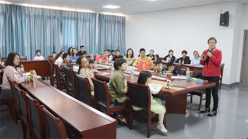 福建農(nóng)林大學(xué)李芳博士受邀赴我司作公益授課【大禹電子】 福建農(nóng)林大學(xué)李芳博士受邀赴我司作公益授課【大禹電子】